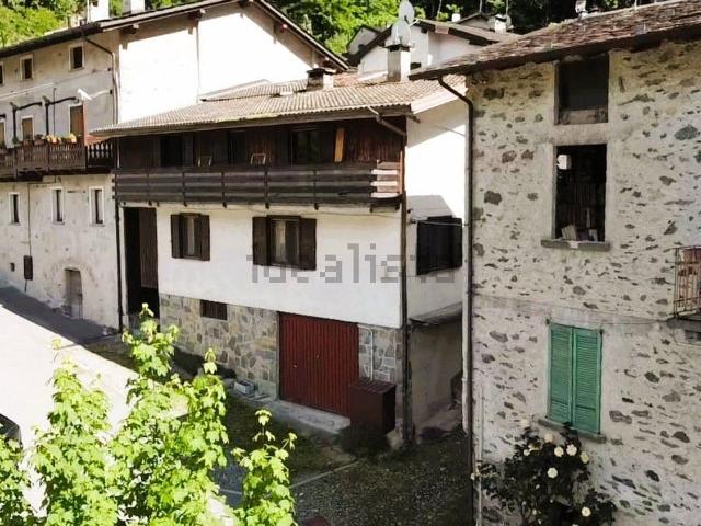 Casa in vendita a Piateda, Lombardia