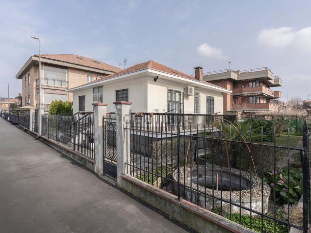 Casa in vendita a Borgo Melano, Piemonte