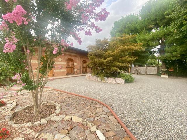 Casa in vendita a Dalmine, Lombardia