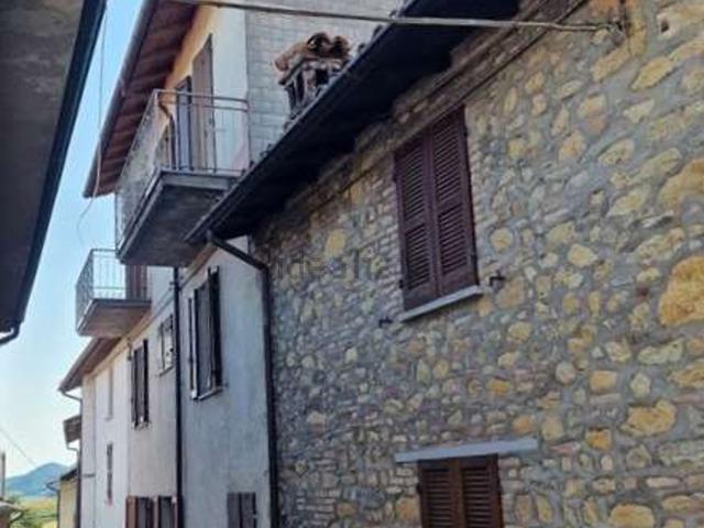Casa in vendita a Cecima, Lombardia