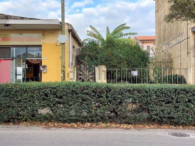 Casa in vendita a Sanluri, Sardigna/Sardegna