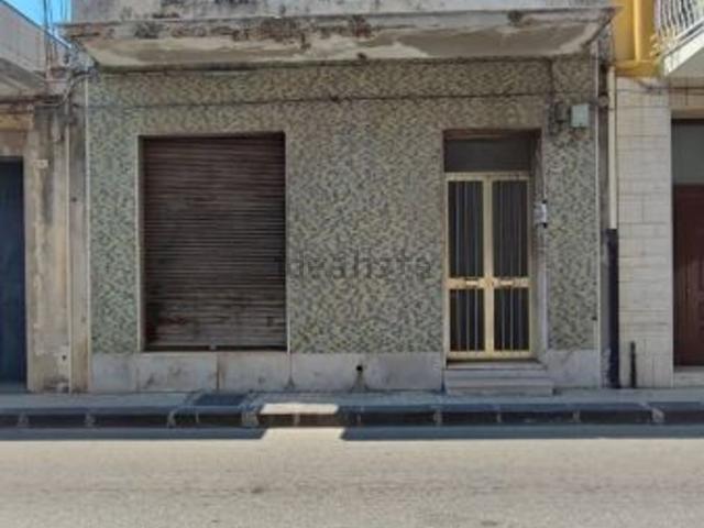 Casa in vendita a Floridia, Siracusa