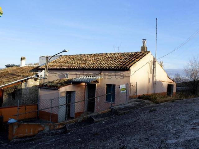 Casa in vendita a Castelli, Abruzzo