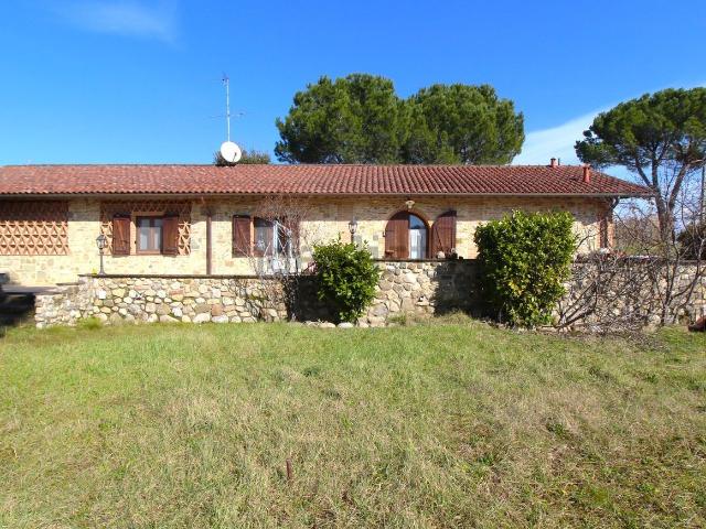 Casa in vendita a Calcinaia, Lecchi