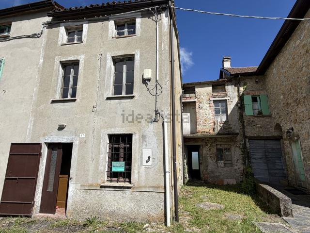 Casa in vendita a Gropparello, Reggio Emilia
