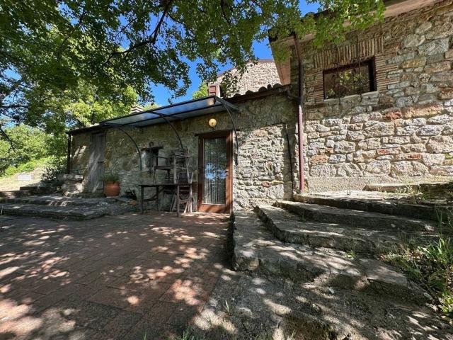 Casa in vendita a Unione di Comuni Montani Colline del Fiora, Sorano