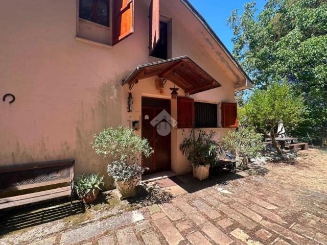 Casa in vendita a Bassiano, Lazio