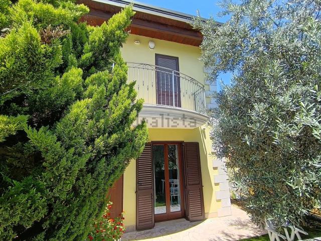 Casa in vendita a C.da Colle Cervone, Pescara