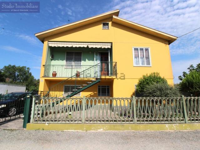 Casa in vendita a Bressana Bottarone, Lombardia