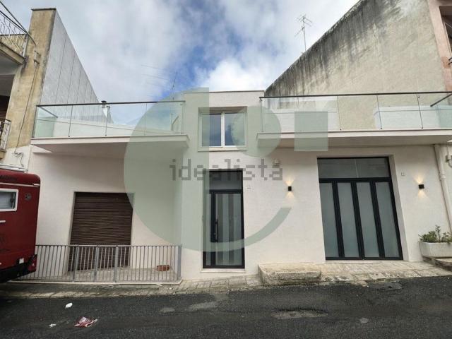 Casa in vendita a Comiso, Ragusa