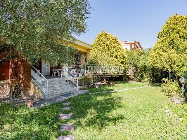 Casa in vendita a Tarquinia, Lazio