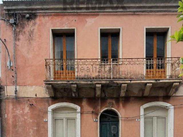 Casa in vendita a Fiumefreddo Di Sicilia, Sicilia