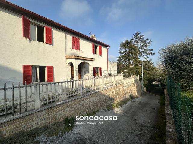 Casa in vendita a Marche, Ancona