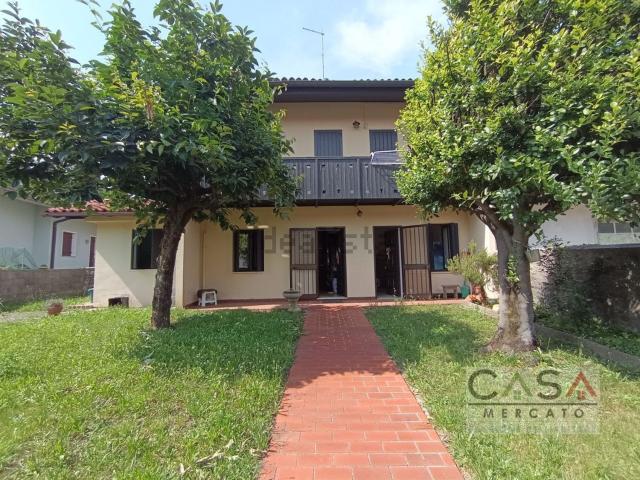 Casa in vendita a Fanna, Friuli-Venezia Giulia