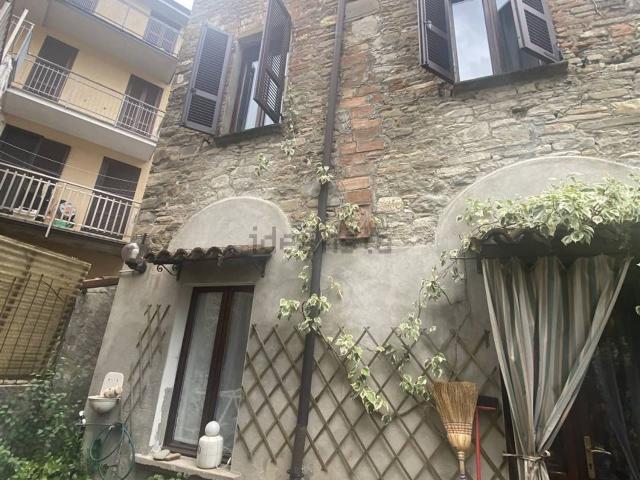 Casa in vendita a Fra I Luoghi, Bettola