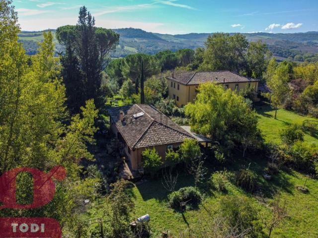 Casa in vendita a Izzalini, Umbria