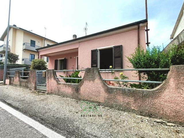 Casa in vendita a Marche, Pesaro E Urbino