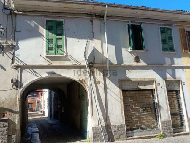 Casa in vendita a Valenza, Alessandria