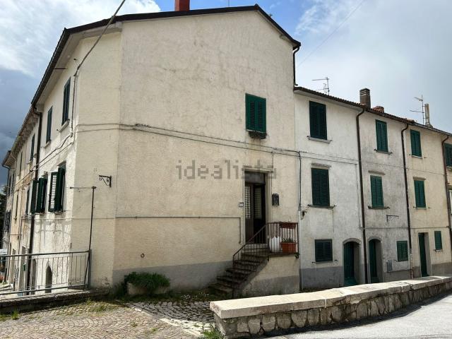 Casa in vendita a Capracotta, Molise