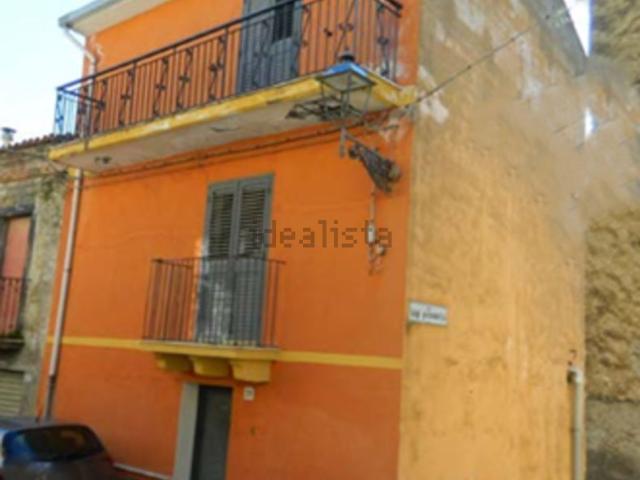 Casa in vendita a Malvagna, Sicilia