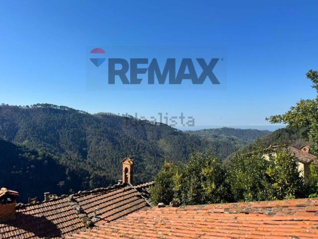 Casa in vendita a Camaiore, Toscana