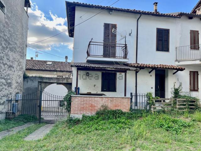 Casa in vendita a Piemonte, Asti