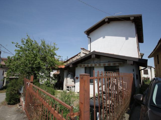 Casa in vendita a Ziano Piacentino, Reggio Emilia
