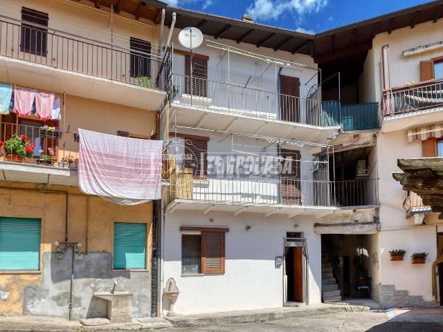 Casa in vendita a Comunità Montana del Piambello, Arcisate