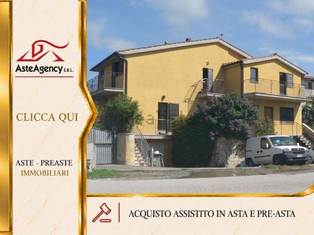 Casa in vendita a Montegabbione, Terni