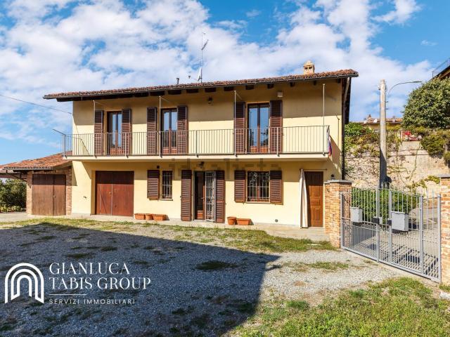Casa in vendita a Cocconato, Asti