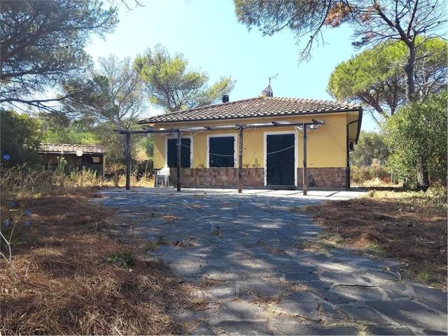 Casa in vendita a Porto, Capraia Isola