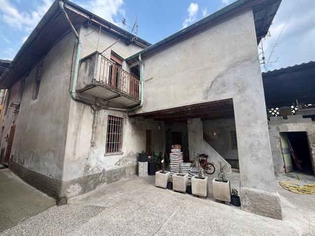 Casa in vendita a Cornate D'adda, Lombardia