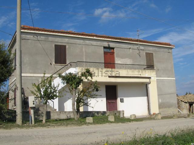 Casa in vendita a Alanno, Abruzzo