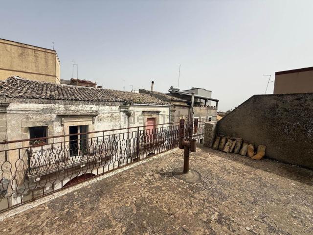 Casa in vendita a Buscemi, Siracusa