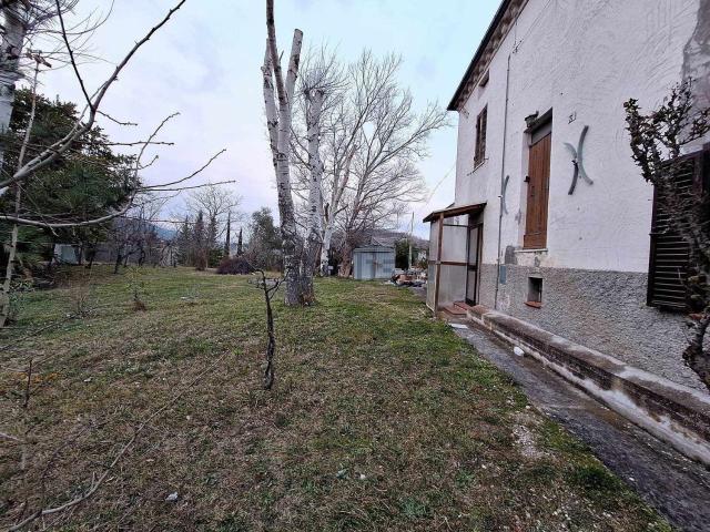 Casa in vendita a Marche, Macerata
