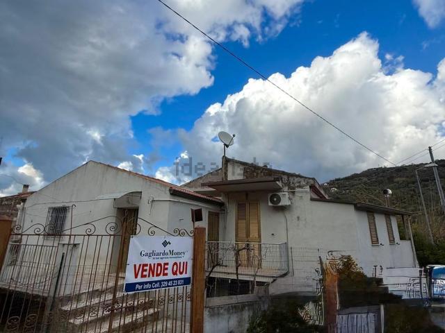 Casa in vendita a Militello Rosmarino, Sicilia