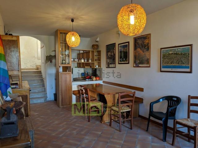 Casa in vendita a Marche, Macerata