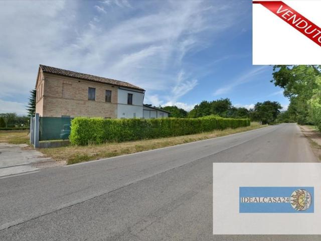 Casa in vendita a Marche, Macerata
