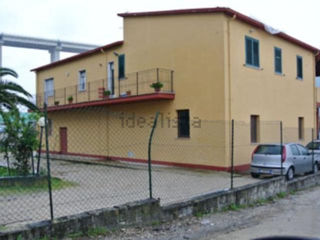 Casa in vendita a Unione dei Comuni della Val Vibrata, Tortoreto
