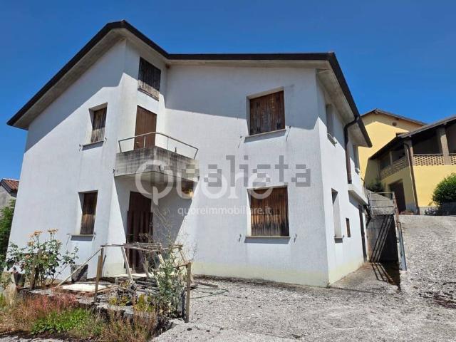Casa in vendita a Funtic, Villanova delle Grotte / Zavarh