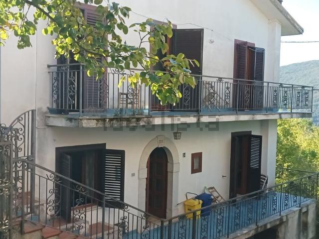 Casa in vendita a Colli a Volturno, Isernia