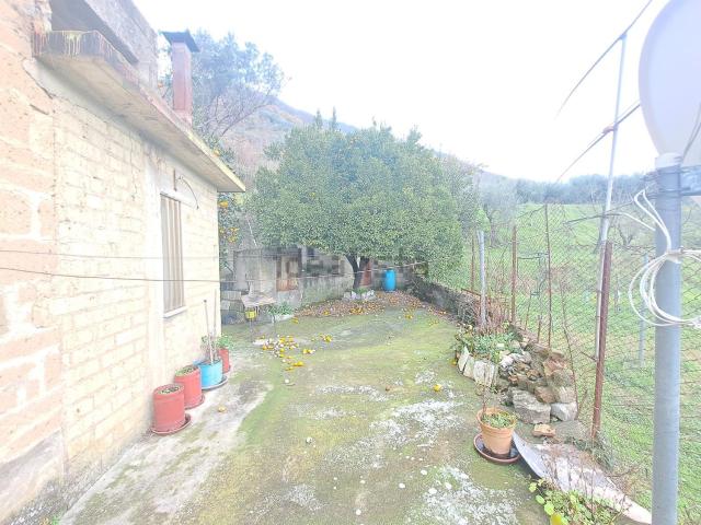 Casa in vendita a San Mauro La Bruca, Campania