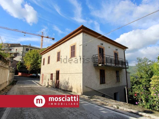 Casa in vendita a Marche, Ancona