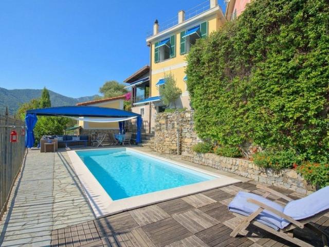 Casa in vendita a Rapallo, Liguria