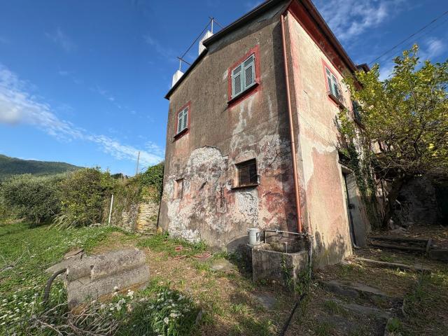 Casa in vendita a Lavagna, Liguria