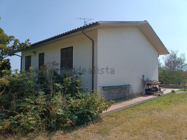 Casa in vendita a Terme, Viterbo