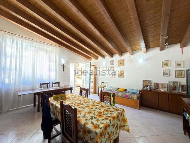 Casa in vendita a Parzanica, Lombardia