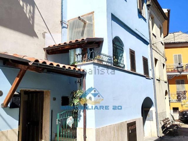 Casa in vendita a Teramo, Abruzzo