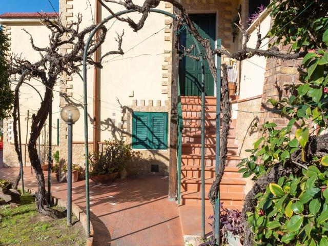 Casa in vendita a Antiniana, Pozzuoli