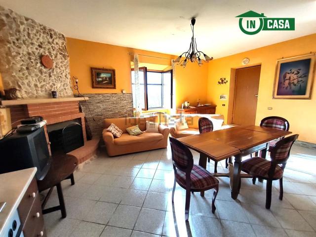 Casa in vendita a Carsoli, Abruzzo
